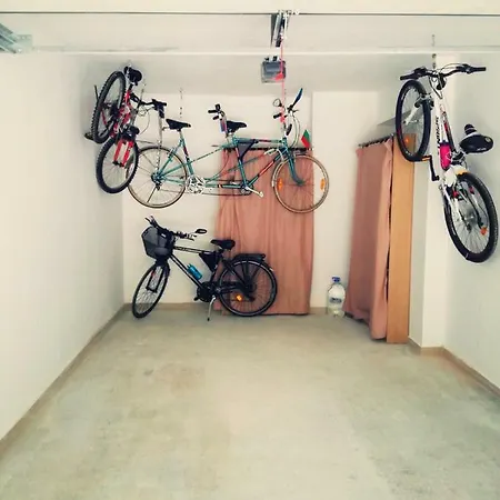 Pearl Apartment *